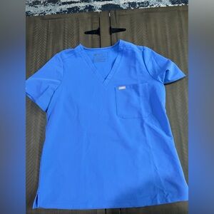 Figs Women’s Catarina One Pocket Scrub Top. Size L. PO 2727. Color Ciel Blue??